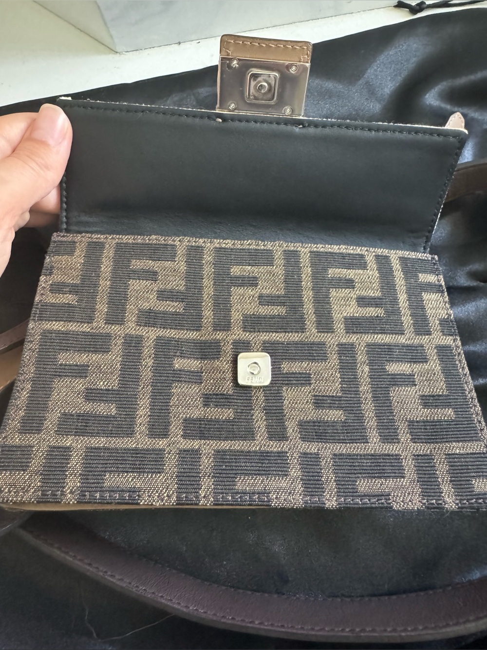 NWOT FENDI Baguette Slim Zucca Pattern Canvas Shoulder Bag Brown - Picture 5 of 9